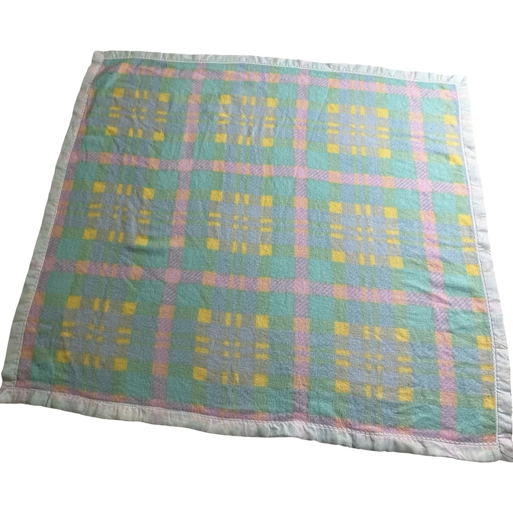 Unbranded Vintage‎ Baby Blanket Acrylic Pastel Plaid Good Satin Trim 80s Retro